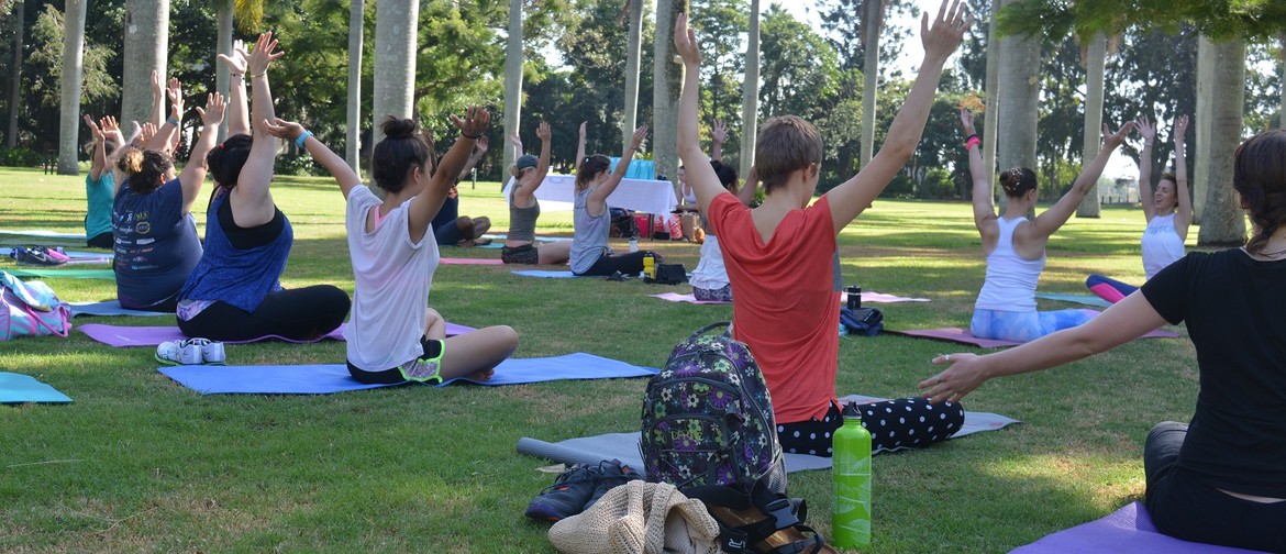 Stretch in the Park - Outdoor Yoga