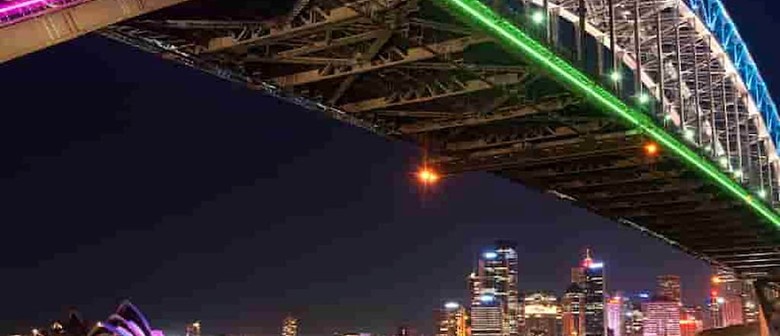 Vivid Sydney Harbour Cruises - Luxe Glass Boat Vivid Sydney Harbour Cruises - Luxe Glass Boat