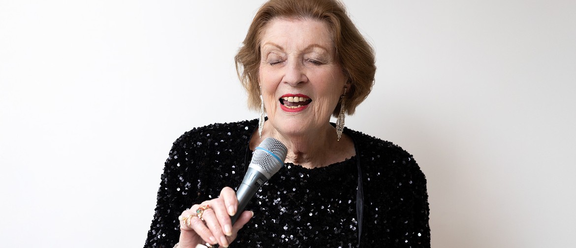 Sandie White in Concert